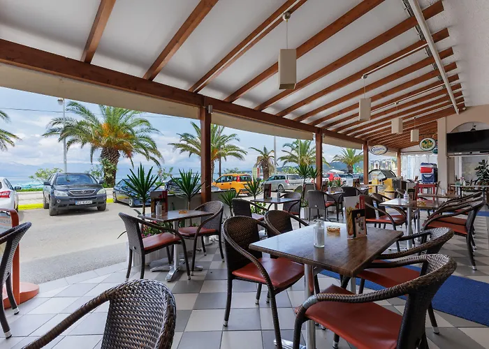 Aphrodite Beachfront Hotel By Konnect, Roda