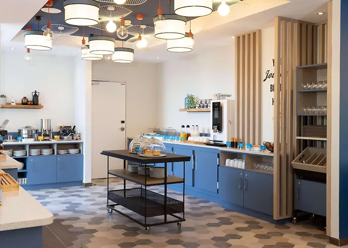 Hampton By Hilton Tours Centre, France