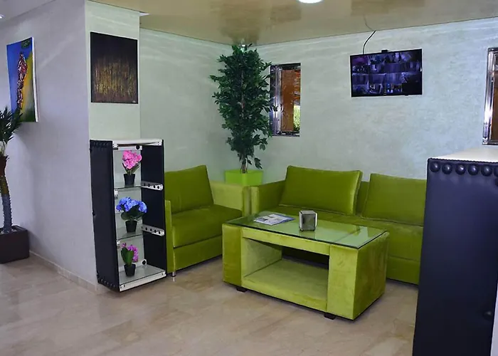 Hotel Hadaik Ain Asserdoune