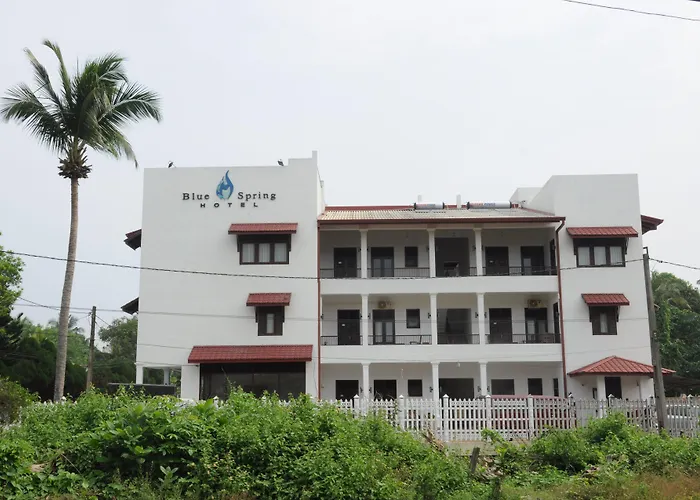 Blue Spring Hotel Wadduwa