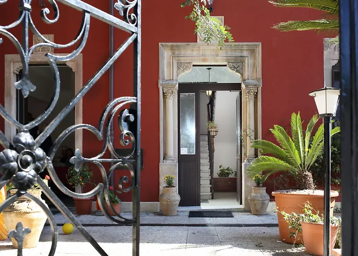 Villa Astoria