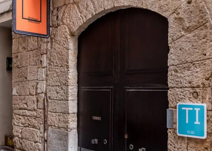 Antiguo Brondo Selfcheck-in Smart Rooms
