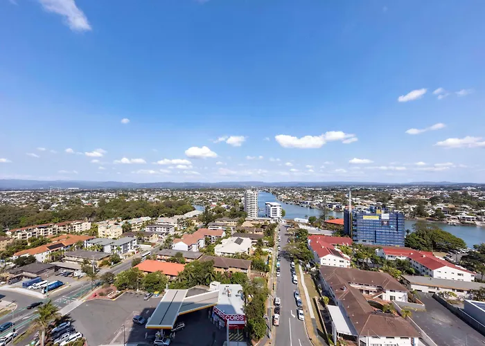 Oaks Gold Coast Hotel