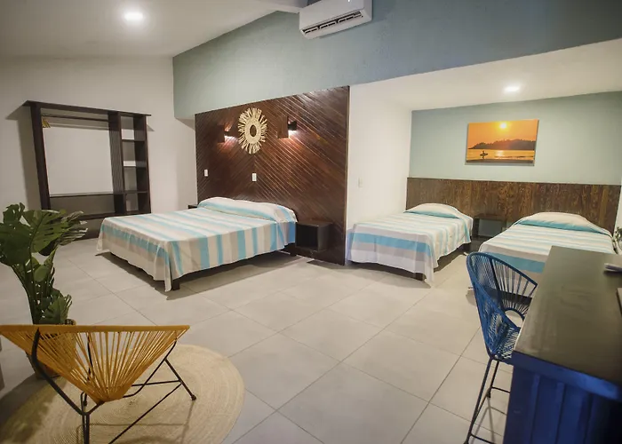 Hotel Camino Del Sol