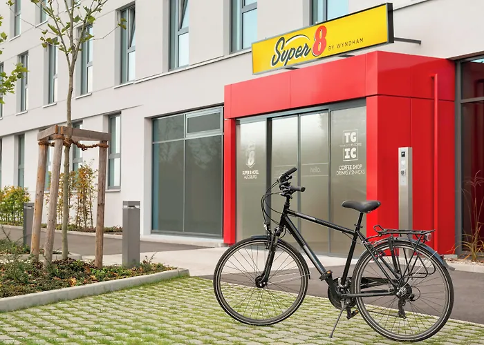 Super 8 By Wyndham Oberhausen Am Centro