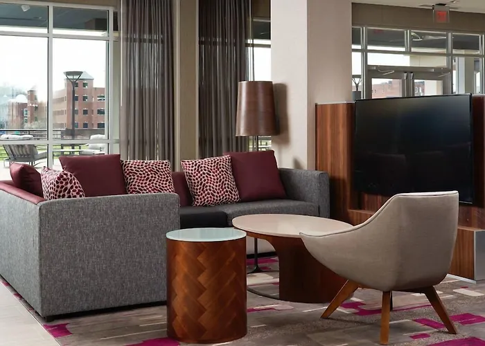 Courtyard By Marriott Rome