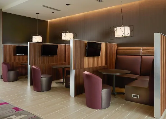 Courtyard By Marriott Rome
