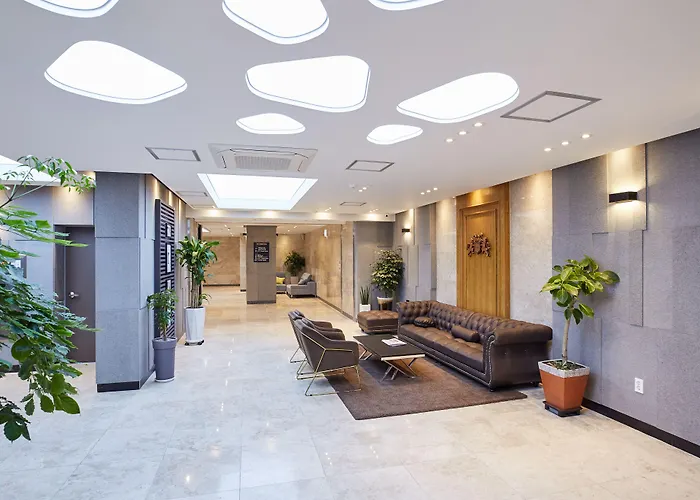 Noble Stay Hotel