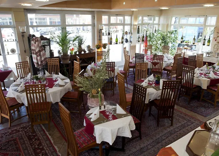 Hotel Henry