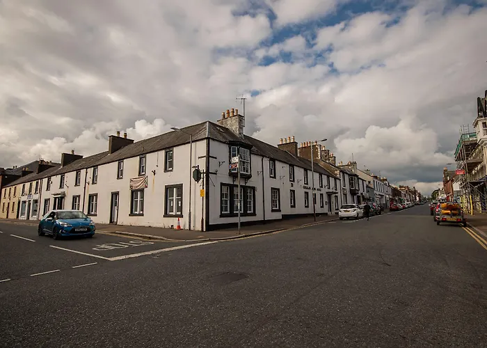Douglas Arms Hotel