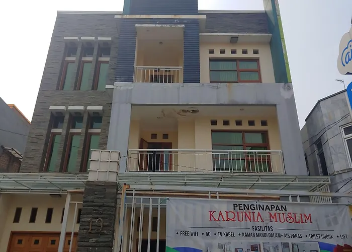 Oyo 3894 Karunia Muslim Syariah
