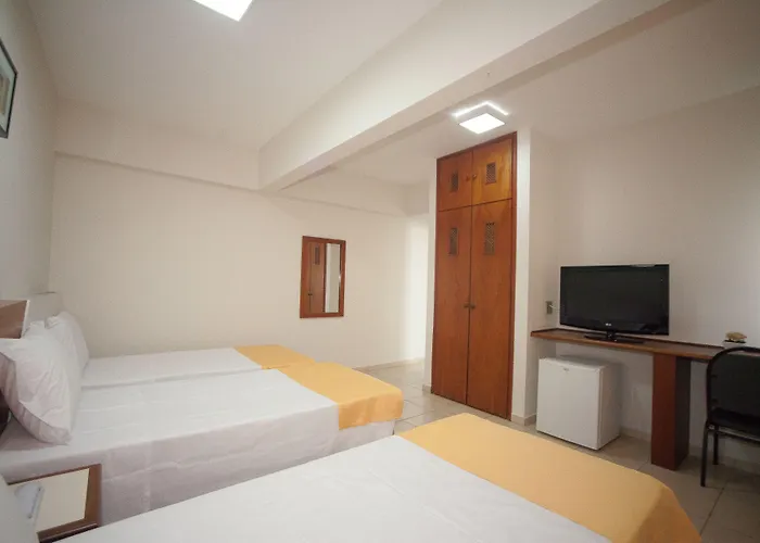 Laparos Hotel