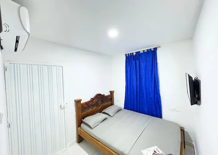 Hotel 7