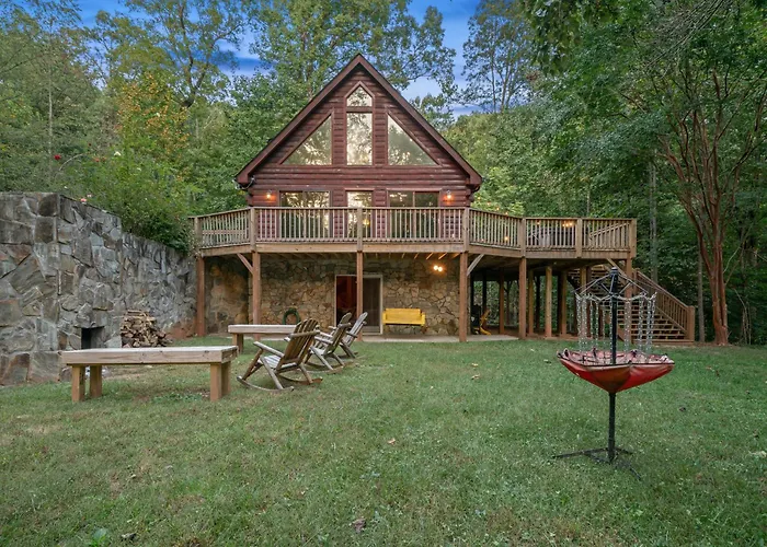 Spectacular Log Cabin Home 45 Minutes To Asheville