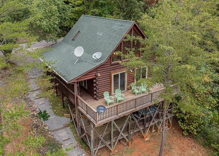 1 Bedroom With A Loft And Hot Tub Cabin 45 Minutes To Asheville