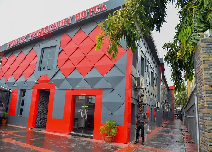 Triple Tee Luxury Hotel & Service Apartments Surulere