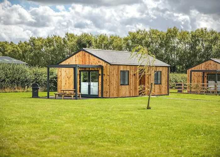 Ash Lodge