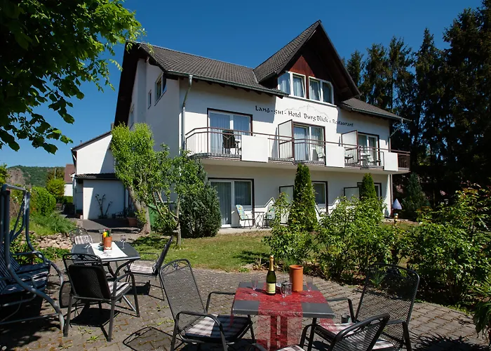 Land-gut-Hotel BurgBlick