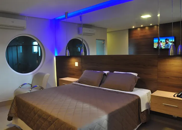 Kamur Plaza Hotel