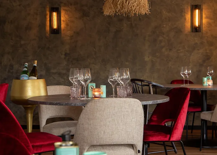 Hotel Four