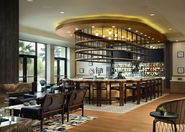 Hotel Centro Sonoma Wine Country, Tapestry Collection Hilton