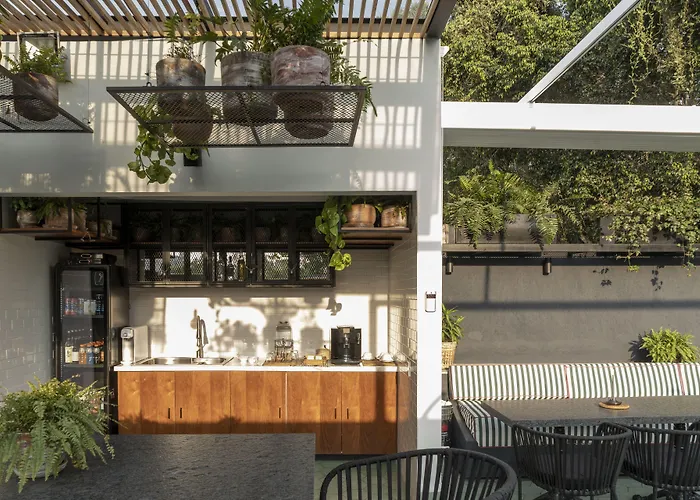 Roso Guest House