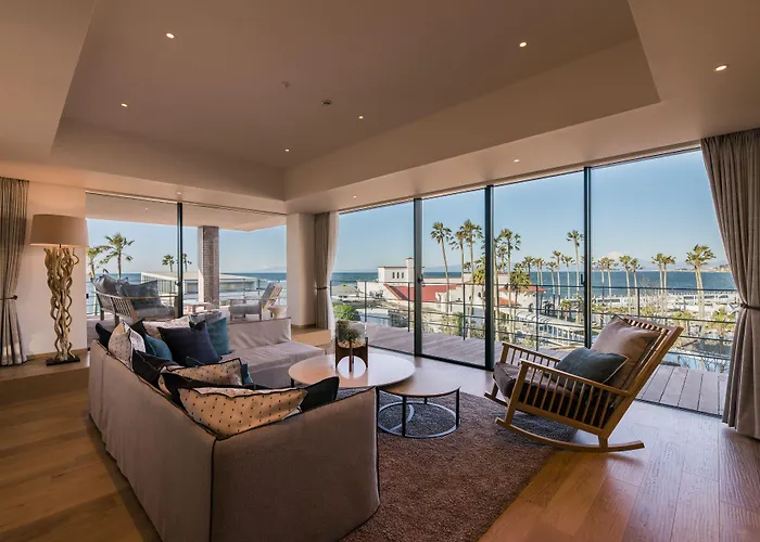 Malibu Hotel