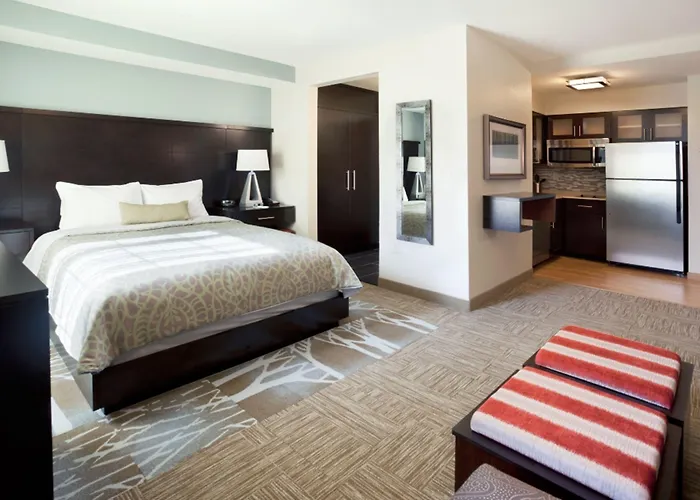 Staybridge Suites Auburn Hills By Ihg
