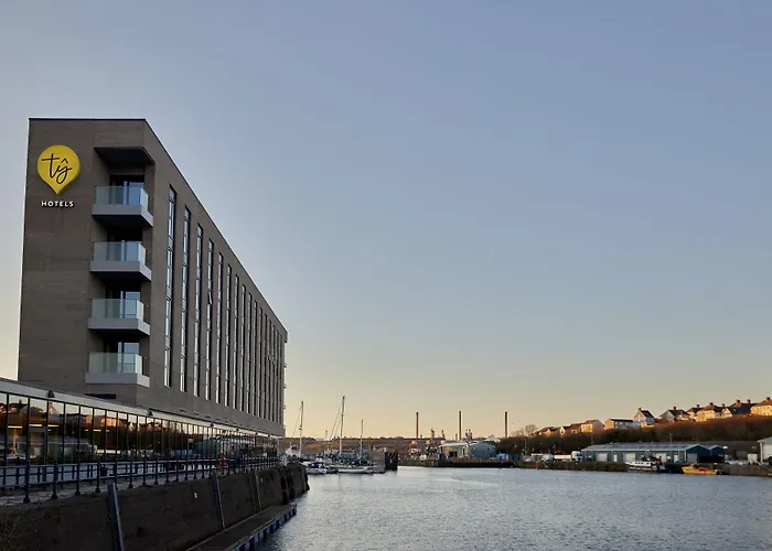 Ty Milford Waterfront