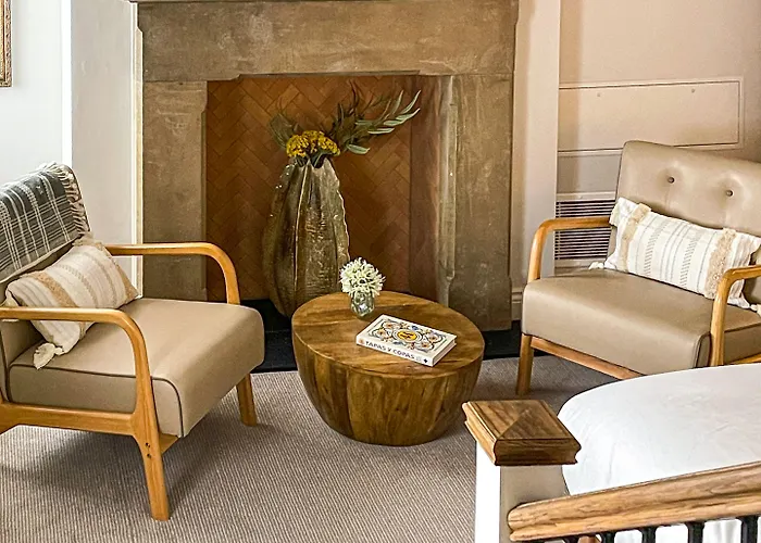 Parador 44