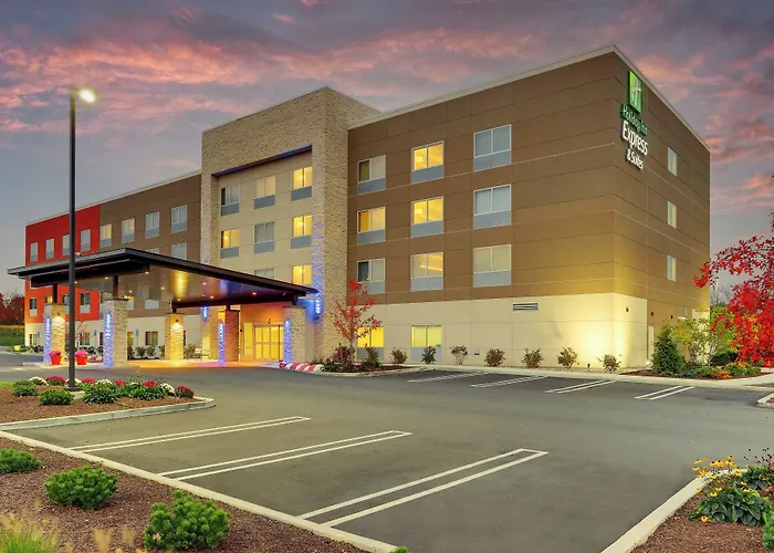 Holiday Inn Express & Suites - Middletown - Goshen By Ihg