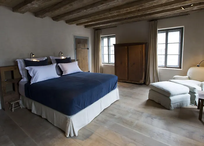 Townhouse Weisses Kreuz