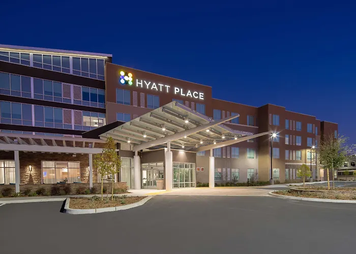 Hyatt Place Bakersfield