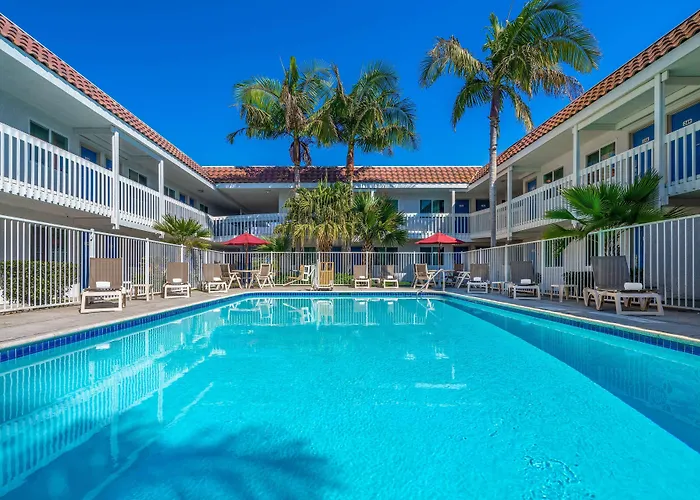 Studio 6 Suites Carpinteria, CA Santa Barbara South