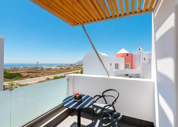 Deluxe Suites Santorini