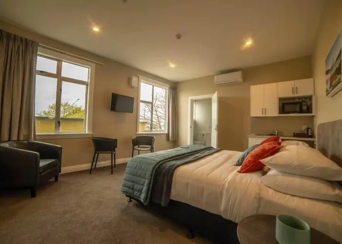 The Amberley Hotel