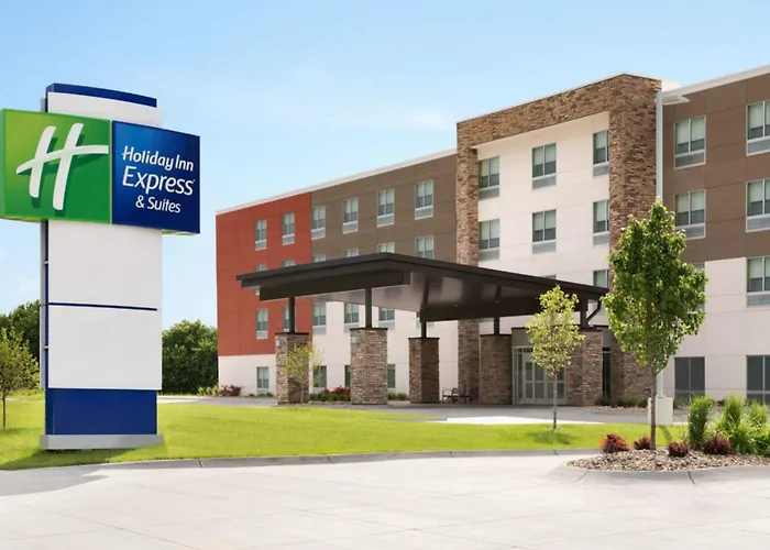 Holiday Inn Express & Suites Reedsburg - Dells Area By Ihg