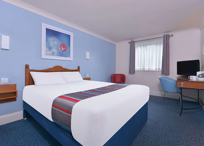 Travelodge Perth Central