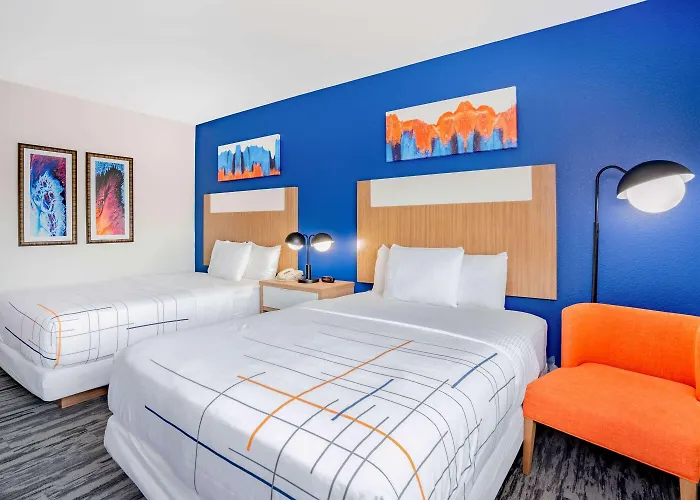 La Quinta Inn & Suites Katy-Mills By Wyndham Katy
