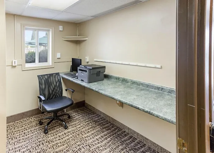 Quality Inn & Suites Plattsburgh