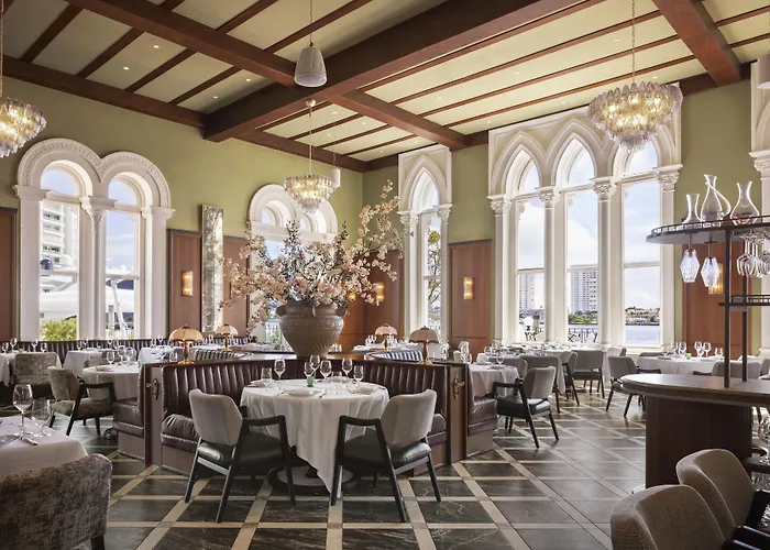 Tower At The Boca Raton
