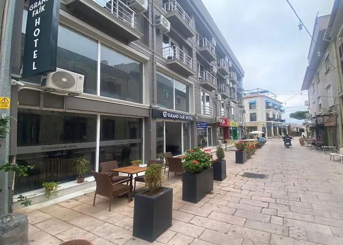 Grand Faik Hotel