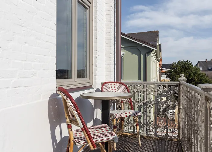 Mimosa Suites