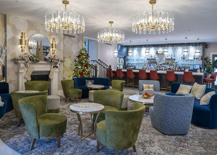Orange Inn Boutique Hotel