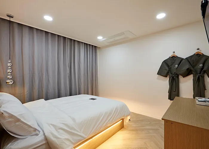 Hotel Sounds