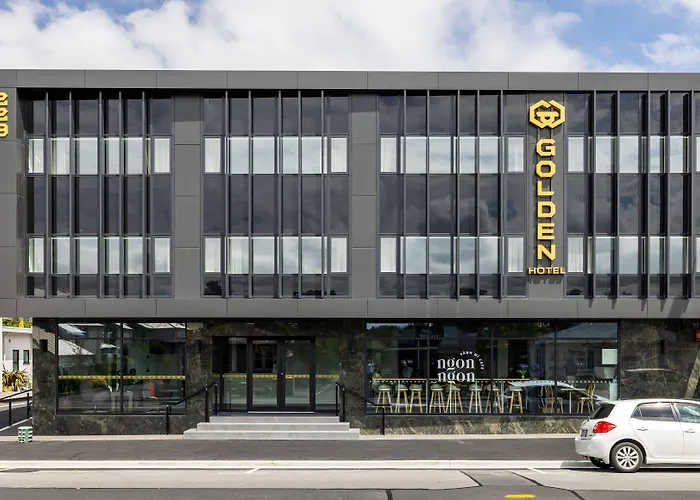 Golden Hotel