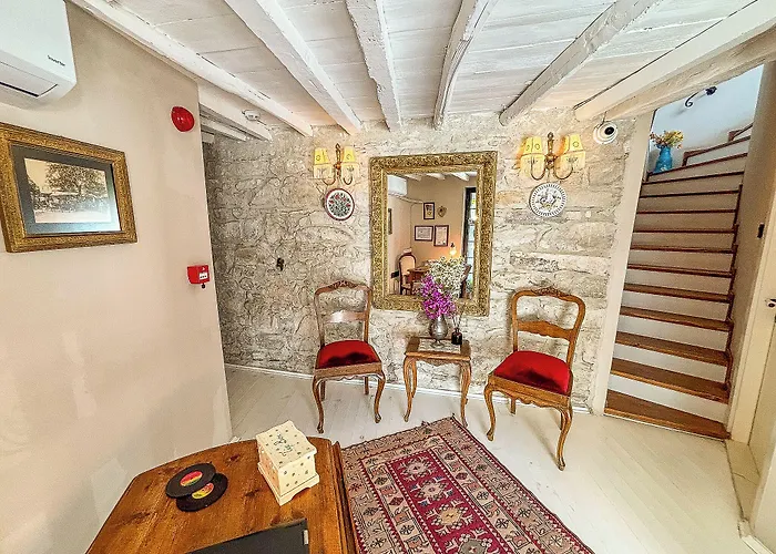 1870'S Tas Konak Otel Uec Oda