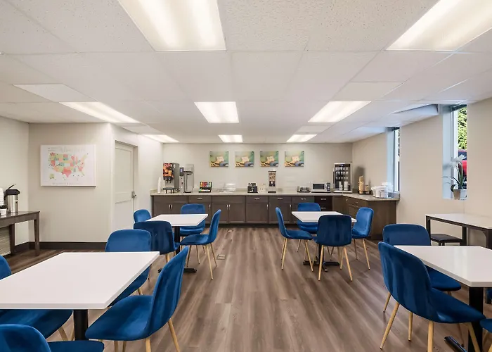 Surestay Plus Hotel By Best Western Seatac Airport