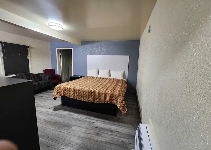 Green Garden Inn