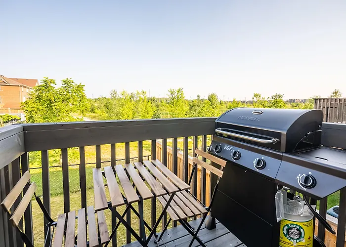 Globalstay 3 Bedroom House With Parking Brampton